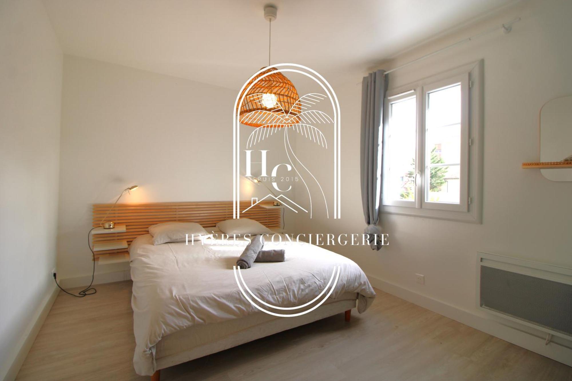 Duplex Au Coeur Du Port D'Hyeres- Plages Parking By Hc 외부 사진