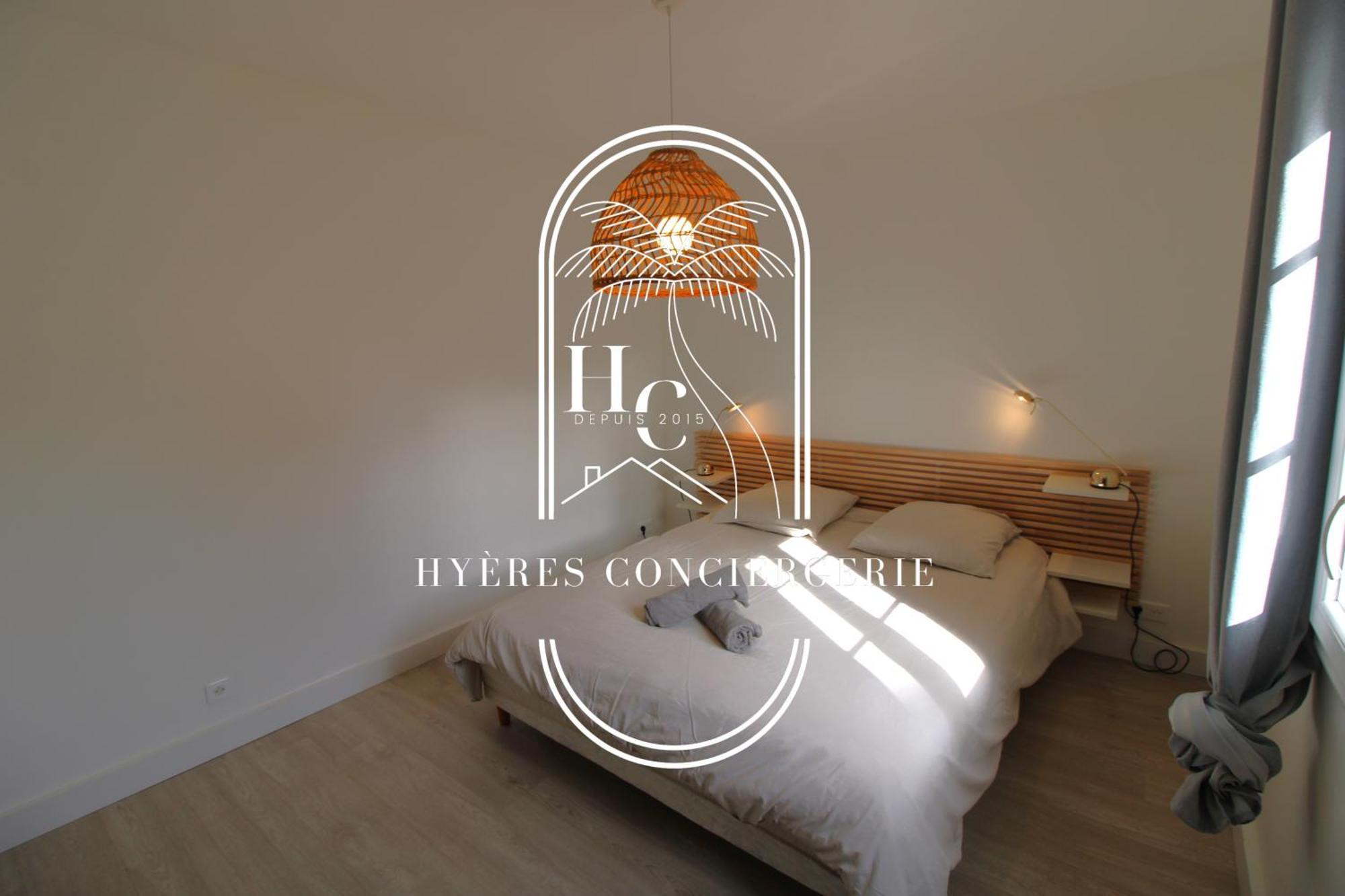Duplex Au Coeur Du Port D'Hyeres- Plages Parking By Hc 외부 사진